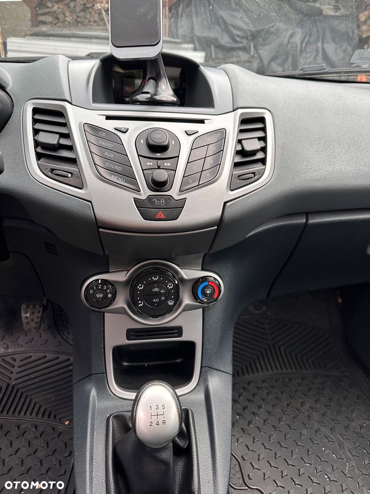 Ford Fiesta 1.25 Ambiente - 7