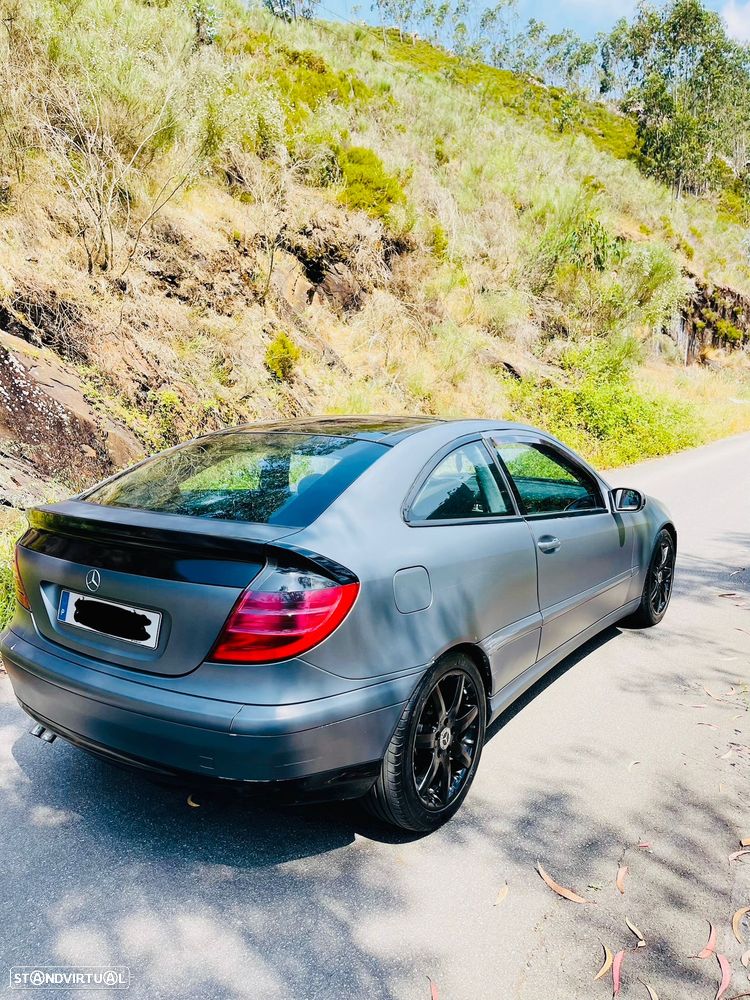 Mercedes-Benz C 220 - 11