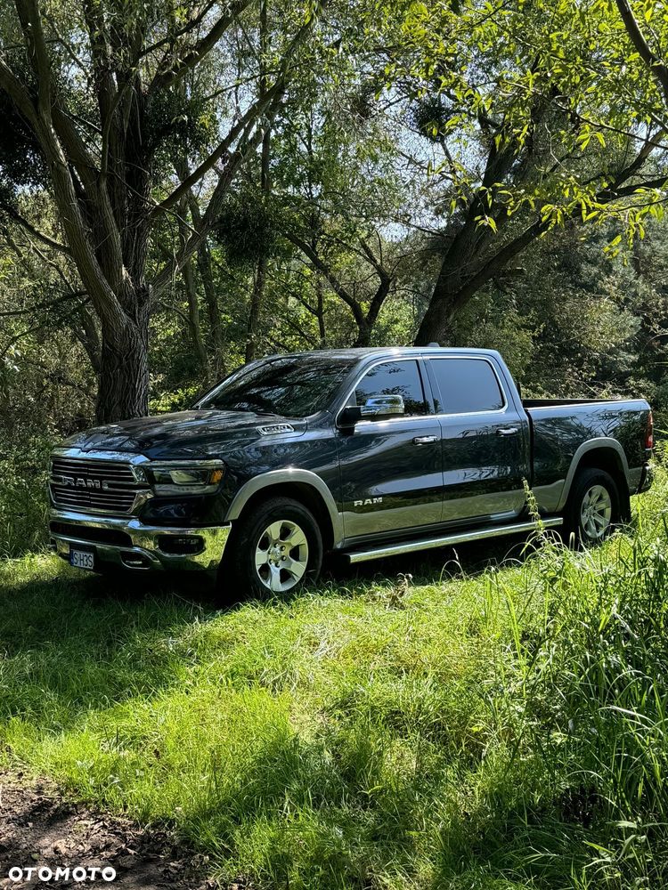 RAM 1500 Quad Cab Laramie - 2