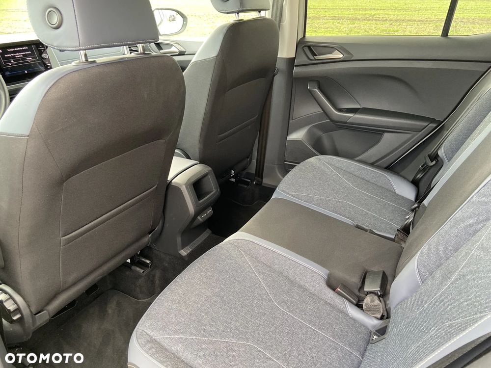 Volkswagen T-Cross 1.0 TSI Style DSG - 13