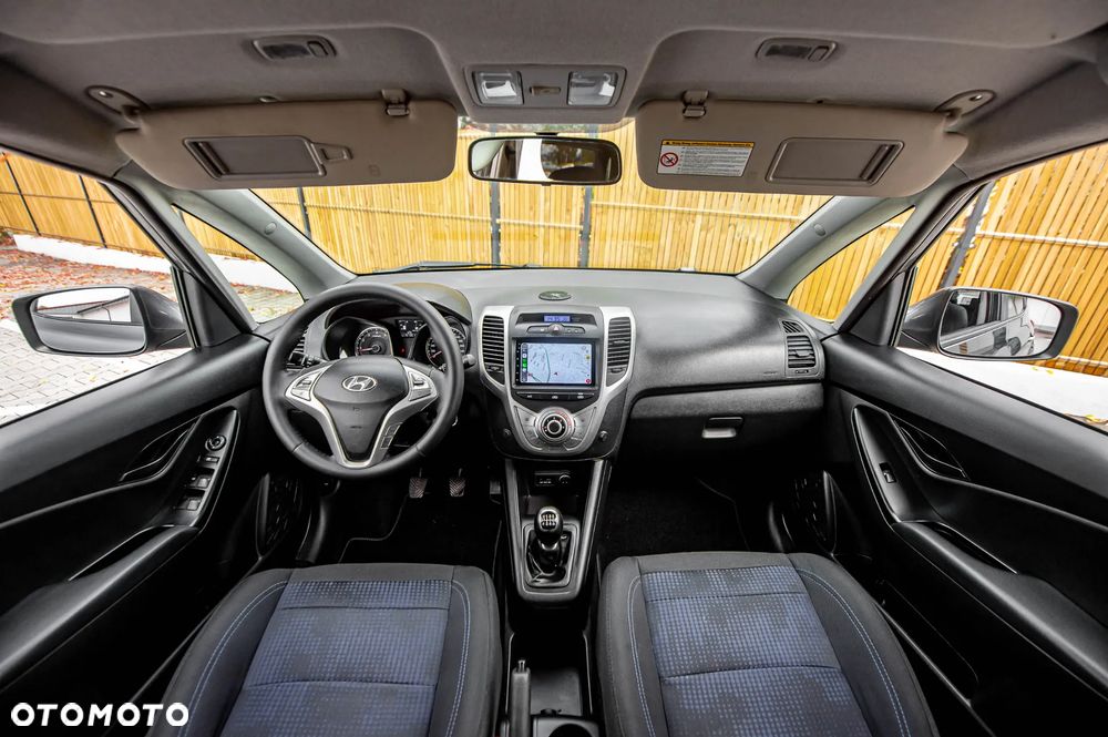 Hyundai Ix20 2011 photo 5