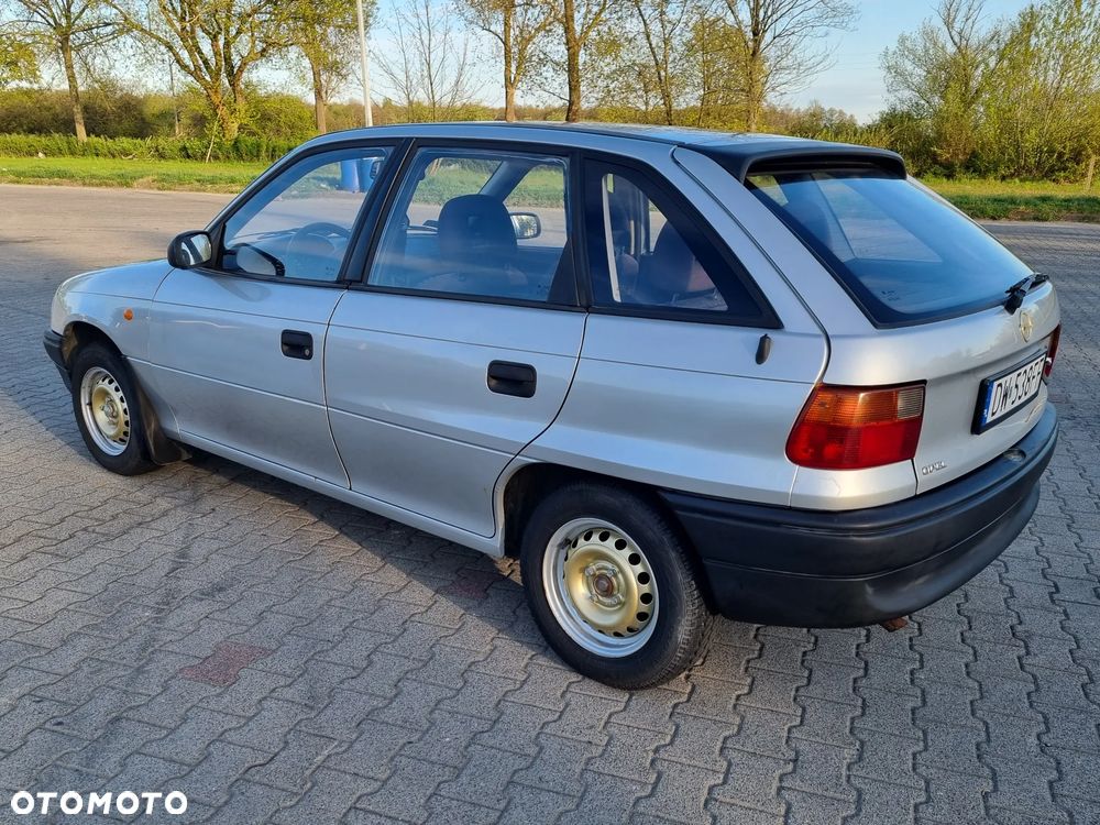 Opel Astra - 3