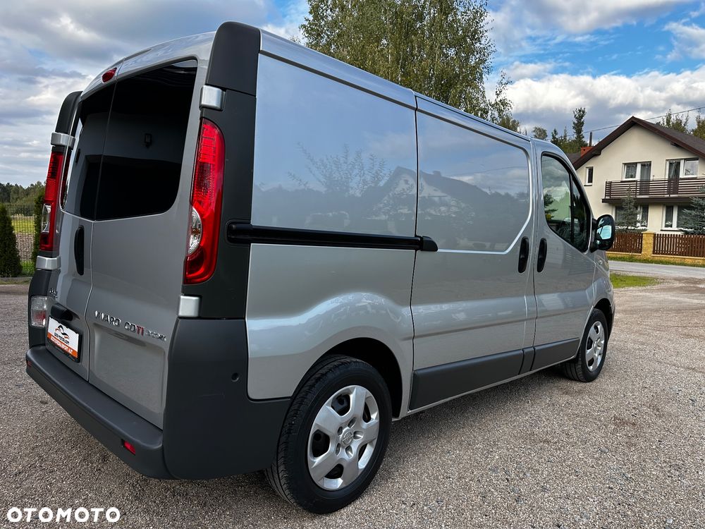 Opel Vivaro - 16