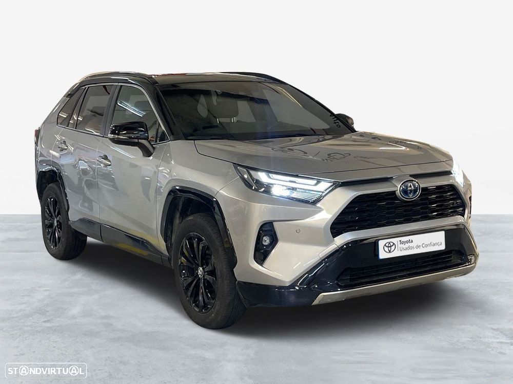 Toyota RAV4 - 1