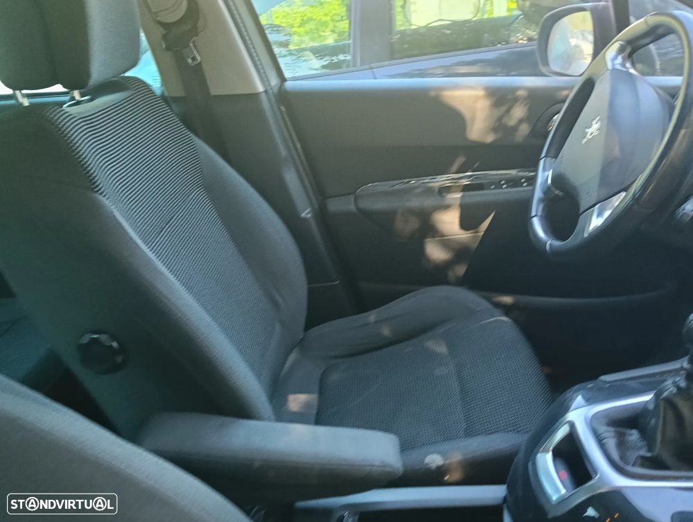 Peugeot 5008 1.6 HDi 7L SE Style - 12