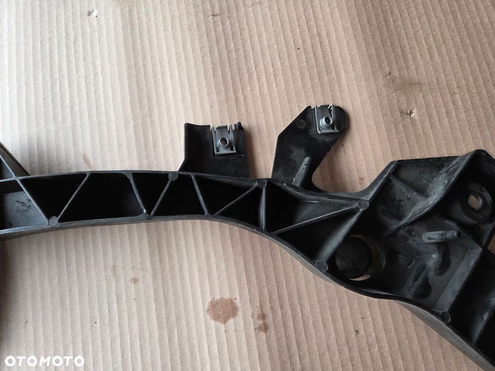 Okular wspornik mocowanie pasa prawy przód przód Peugeot Expert III   9826095480 - 9
