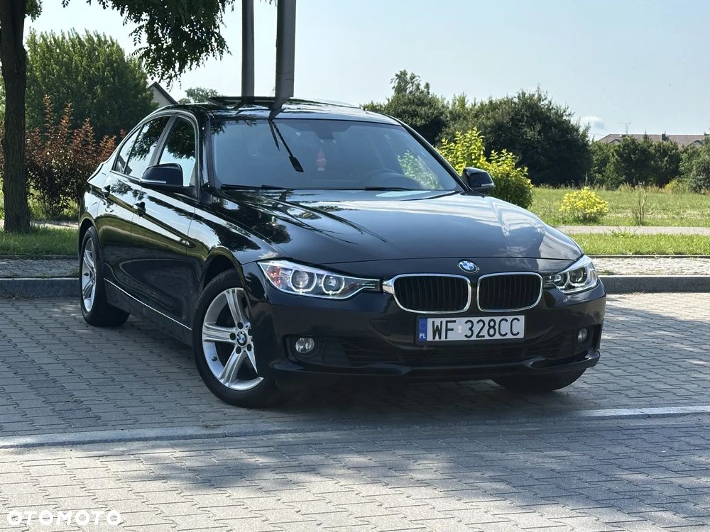 BMW Seria 3 328i xDrive Luxury Line - 2