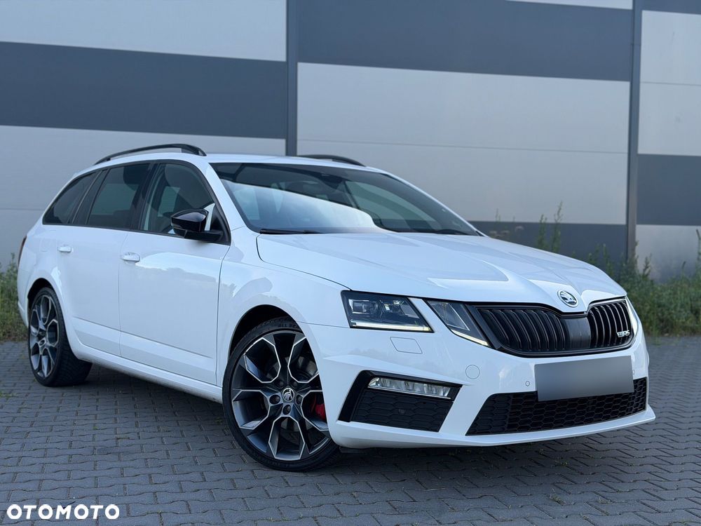 Skoda Octavia 2.0 TDI RS Challenge DSG - 3