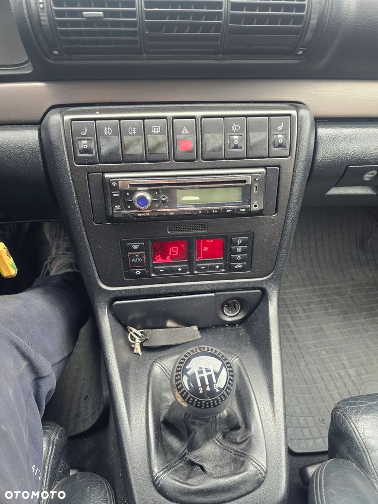 Audi A4 Avant 1.9 TDI - 10