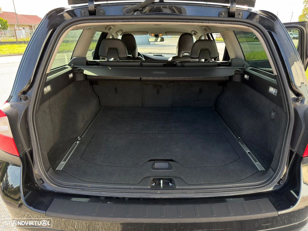 Volvo V70 1.6 D Drive Summum - 11