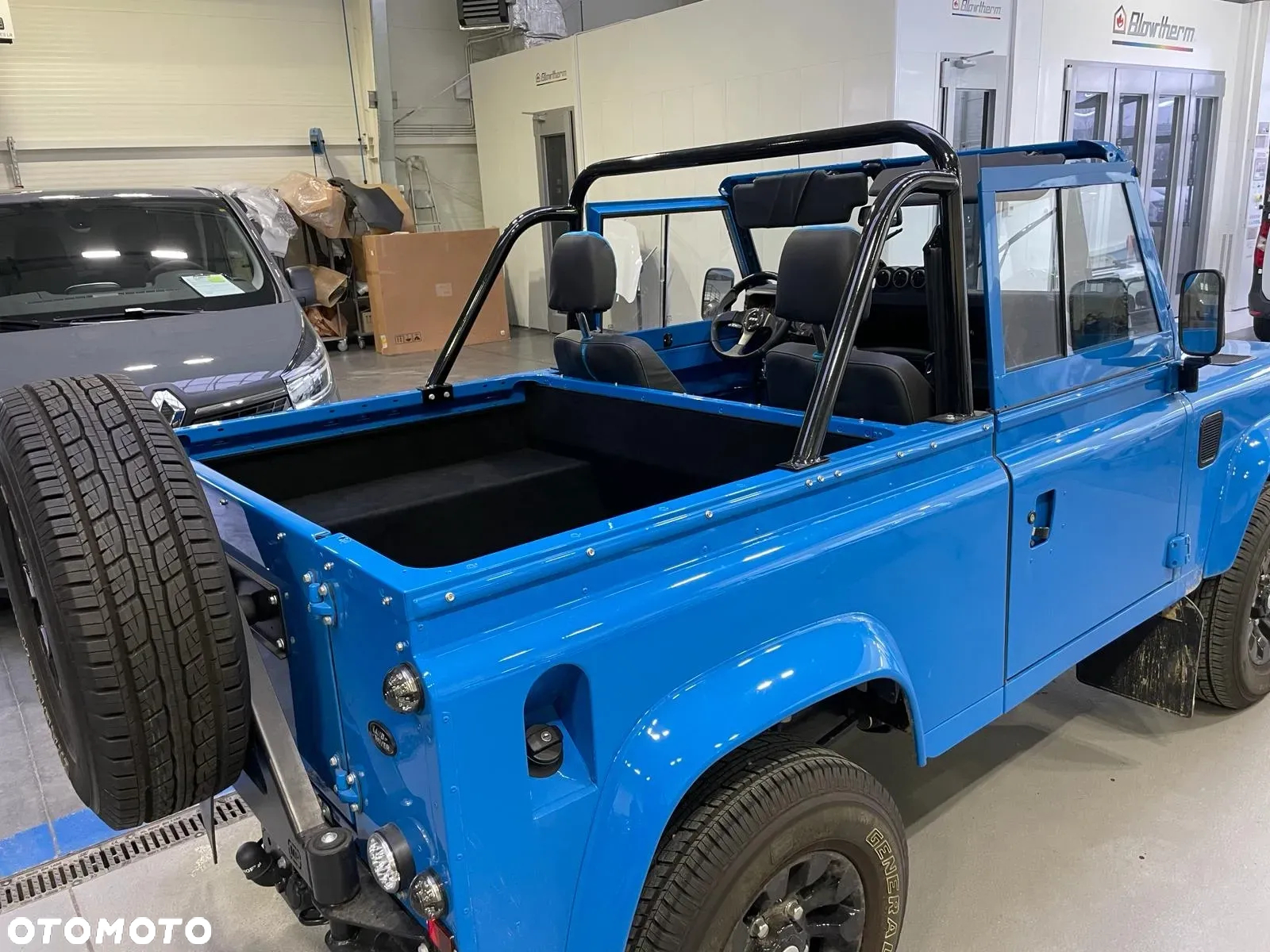 Land Rover Defender 90 2.5 TDI - 23