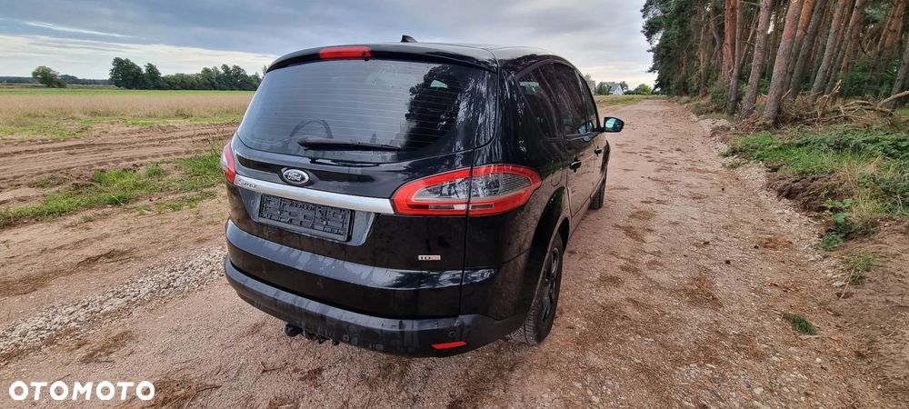 Ford S-Max 2.0 TDCi DPF Champions Edition - 17