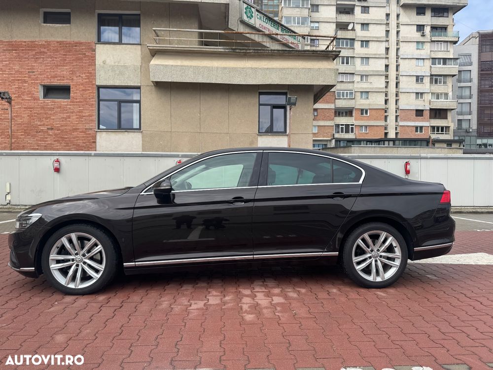 Volkswagen Passat - 8