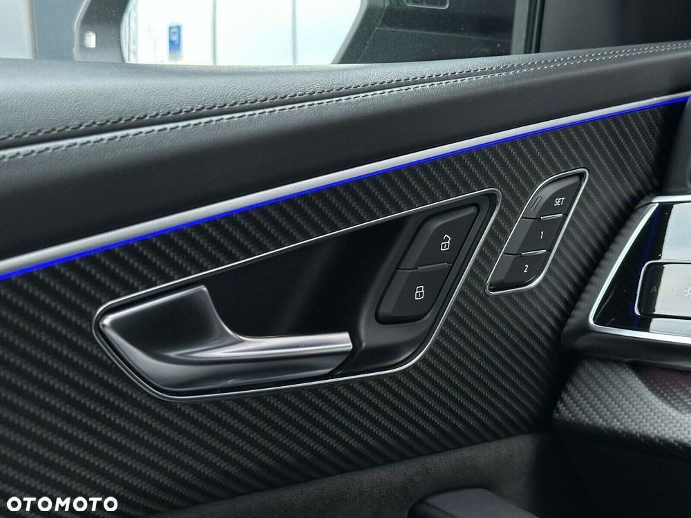 Audi RS Q8 - 26