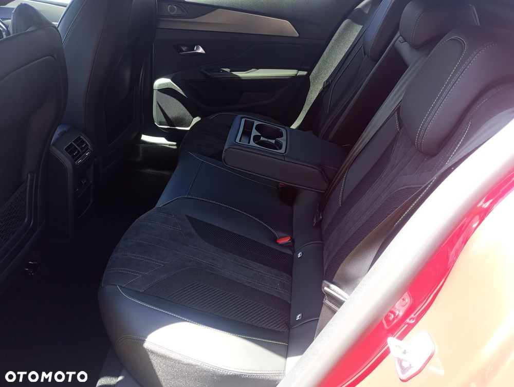 Peugeot 408 1.2 PureTech mHEV GT Exclusive S&S e-DCS6 - 16