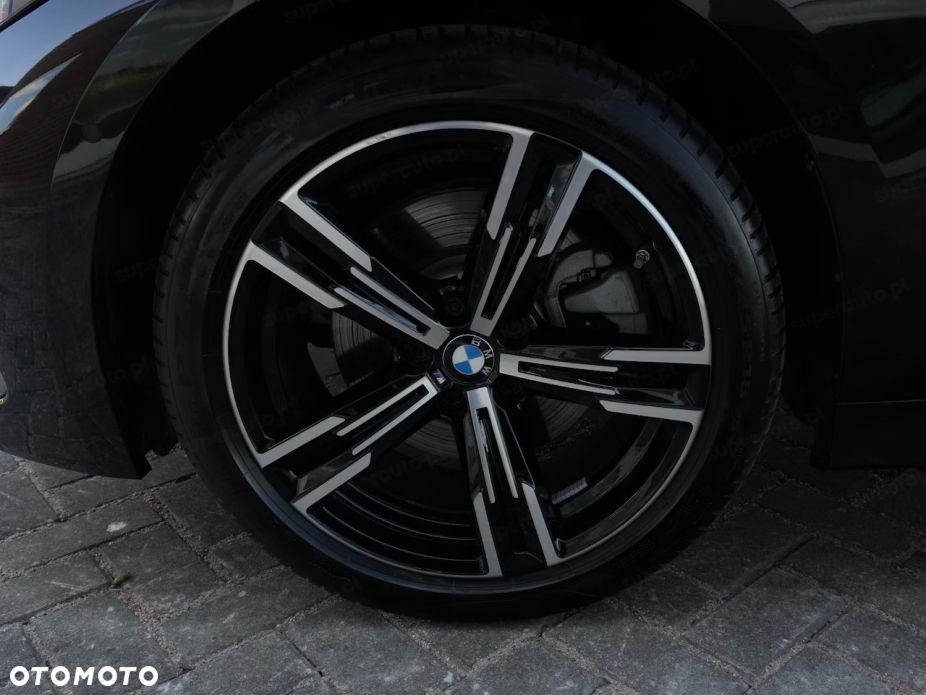 BMW Seria 3 320d xDrive mHEV M Sport - 13
