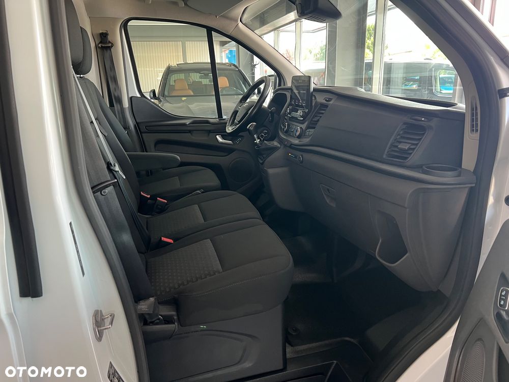 Ford Transit Custom - 38