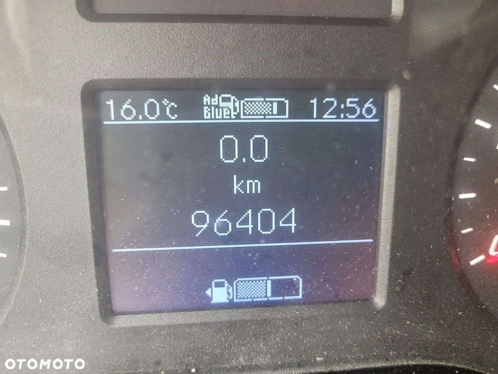 Mercedes-Benz Sprinter - 13