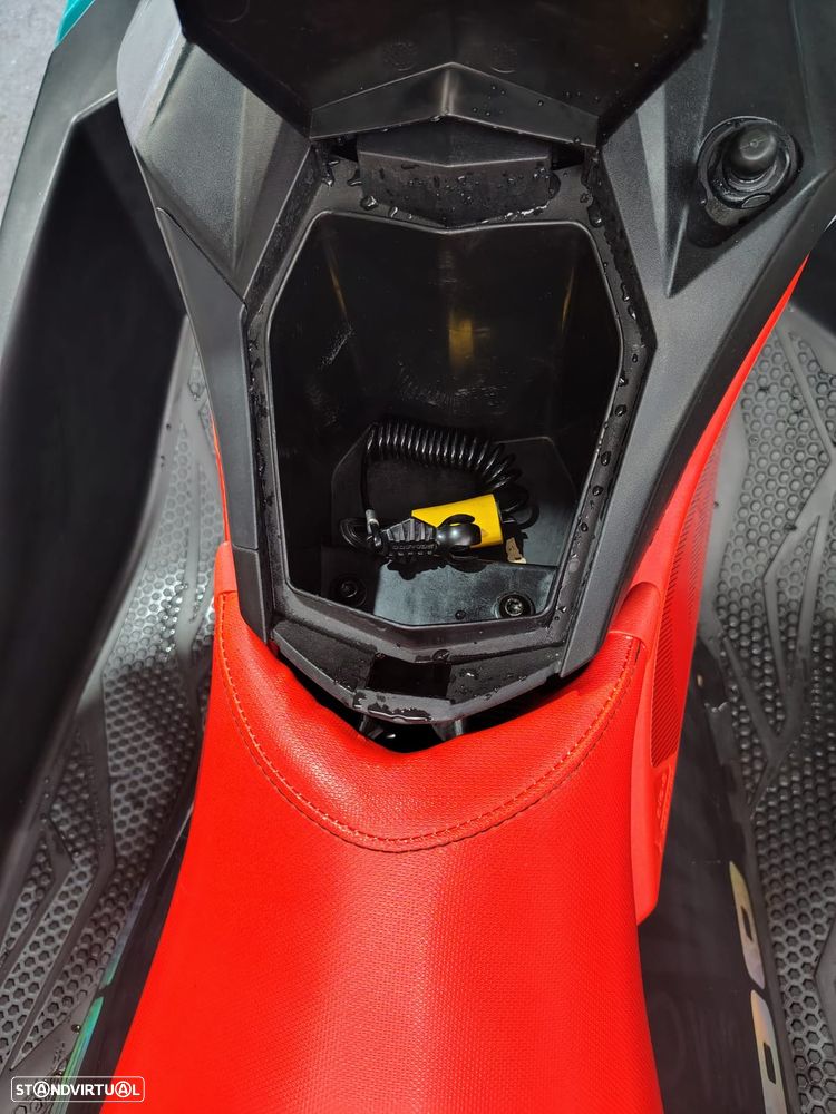 Sea-Doo Spark Trixx - 11