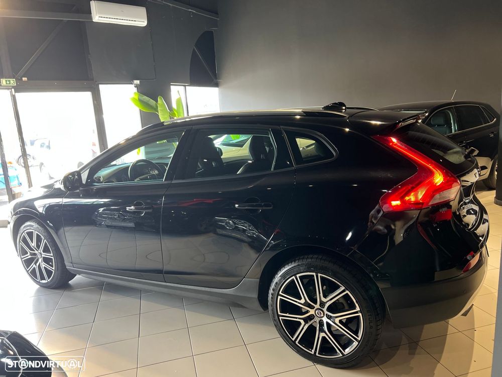 Volvo V40 Cross Country 2.0 D3 - 6