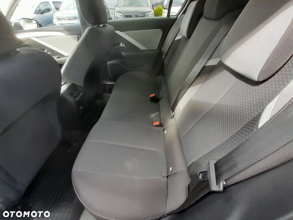Opel Astra 1.2 T Elegance S&S - 17