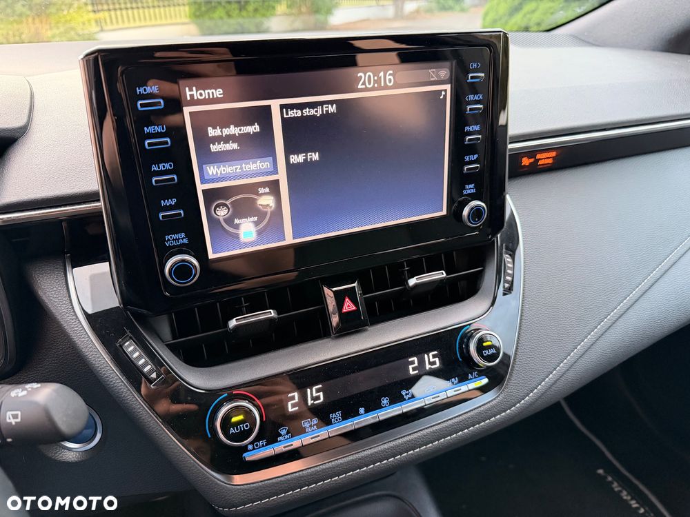 Toyota Corolla 1.8 Hybrid Comfort - 18