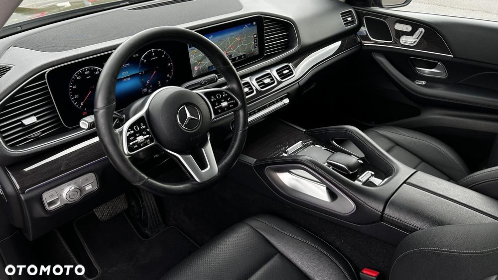 Mercedes-Benz GLE - 11