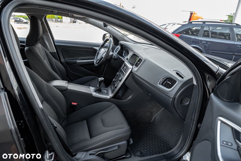 Volvo V60 D3 Linje Business - 22
