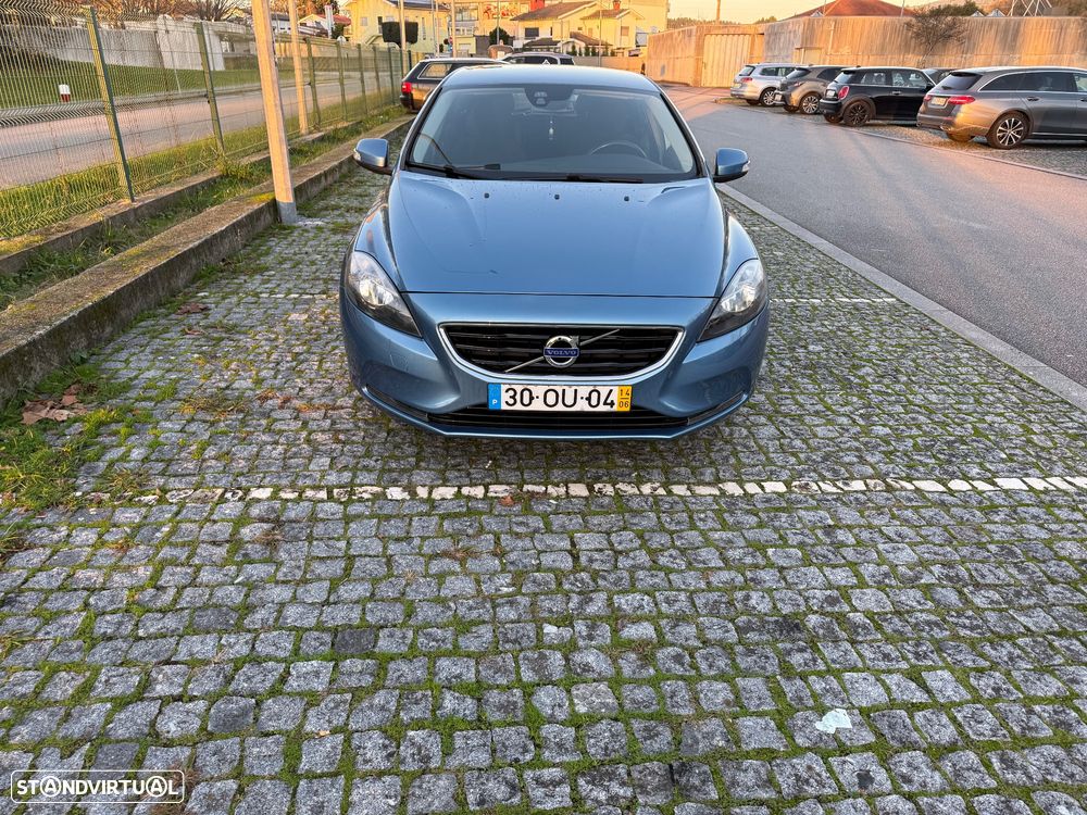 Volvo V40 1.6 D2 Momentum Eco - 1
