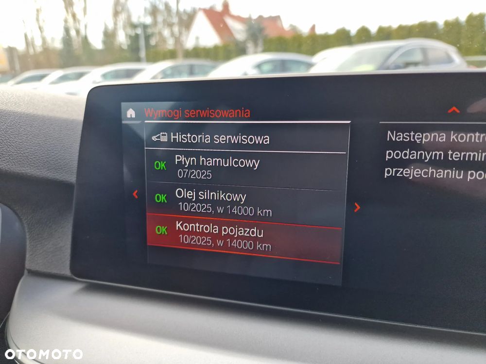 BMW Seria 5 518d - 32