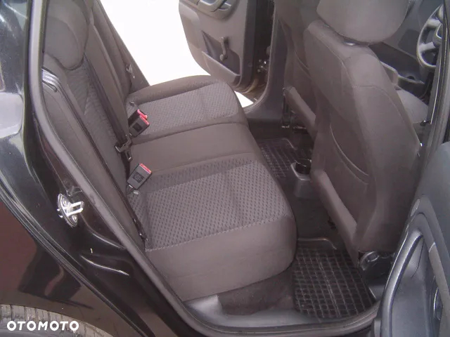 Skoda Fabia - 11