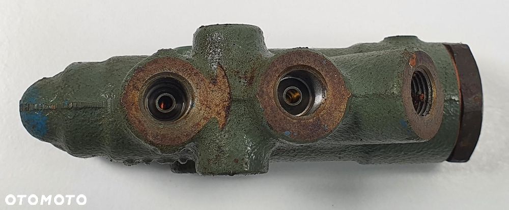 KOREKTOR SIŁY HAMOWANIA TOYOTA MR2 II SW20 2.0 16V - 4