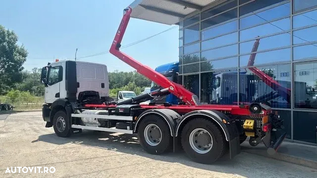 Iveco T-Way carosat cu Hooklift HIAB - 2