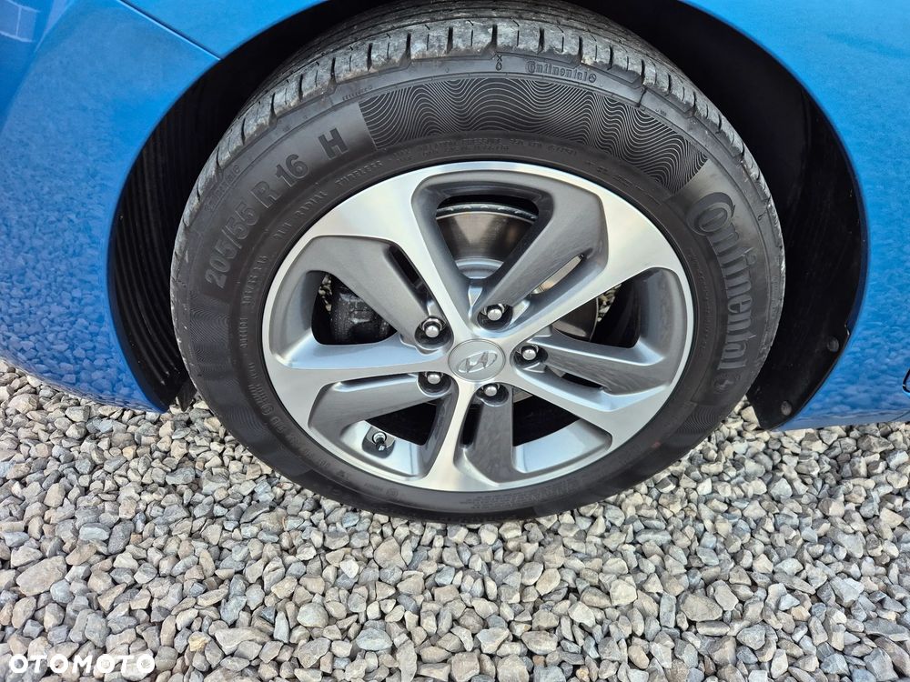 Hyundai i30 blue 1.4 Passion - 7