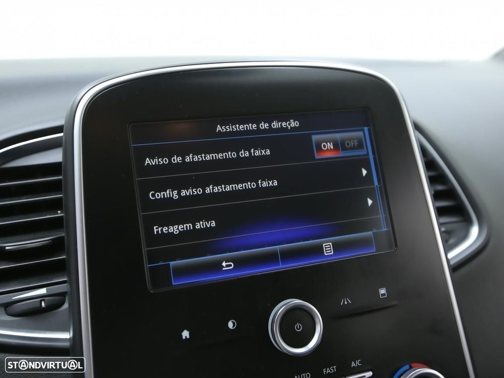 Renault Scénic - 23