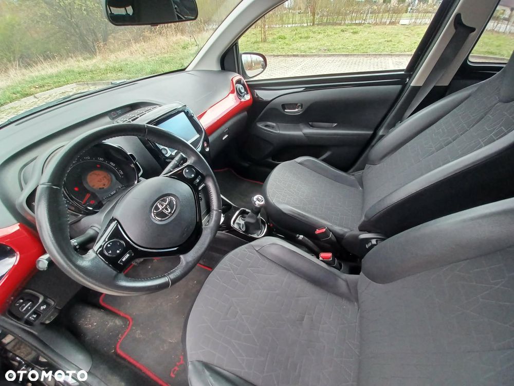 Toyota Aygo 1.0 VVT-i Black Edition - 23