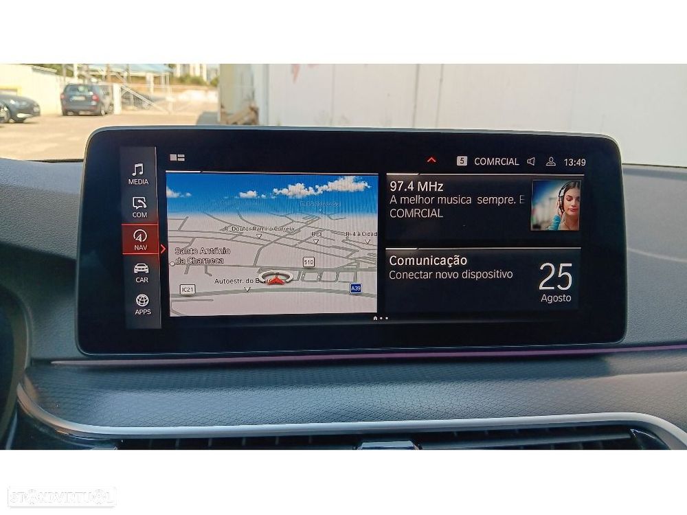 BMW 520 d Pack Desportivo M Auto - 23