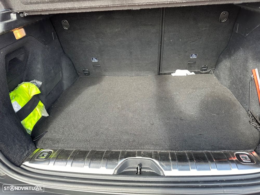 Peugeot 2008 1.6 BlueHDi GT Line - 6