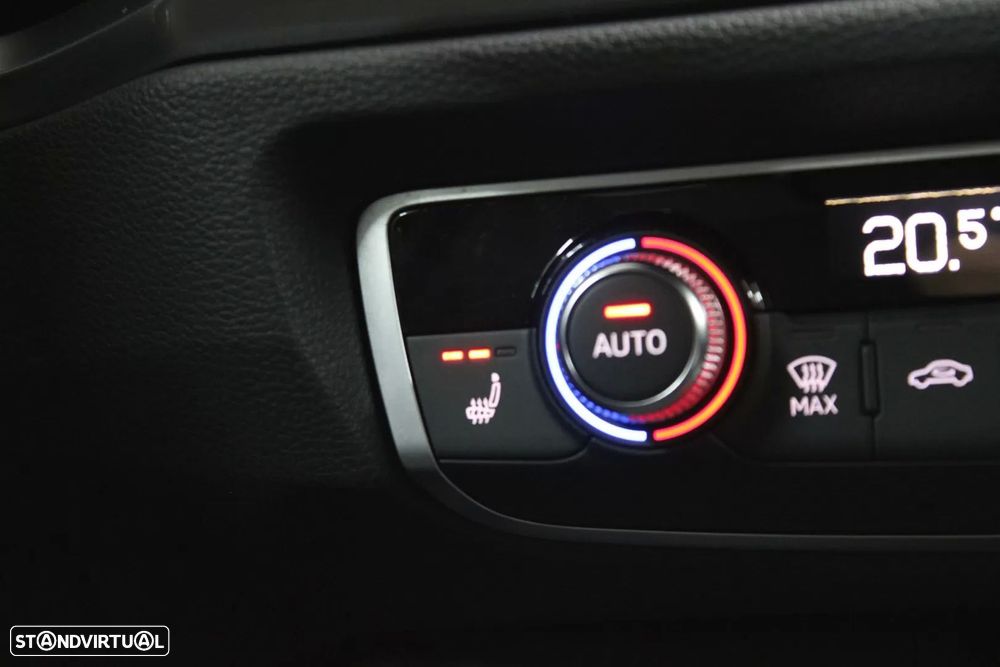 Audi Q3 Sportback 45 TFSIe S line S tronic - 17