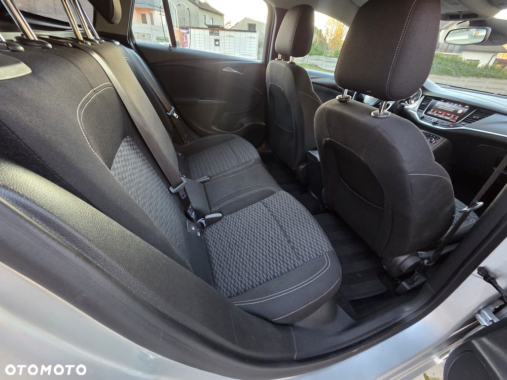 Opel Astra 1.6 CDTI Dynamic - 16