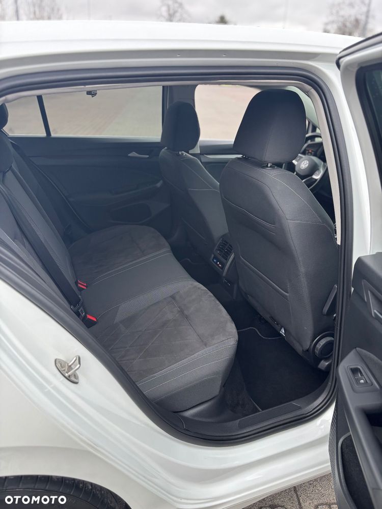 Volkswagen Golf 2.0 TDI SCR DSG Style - 15