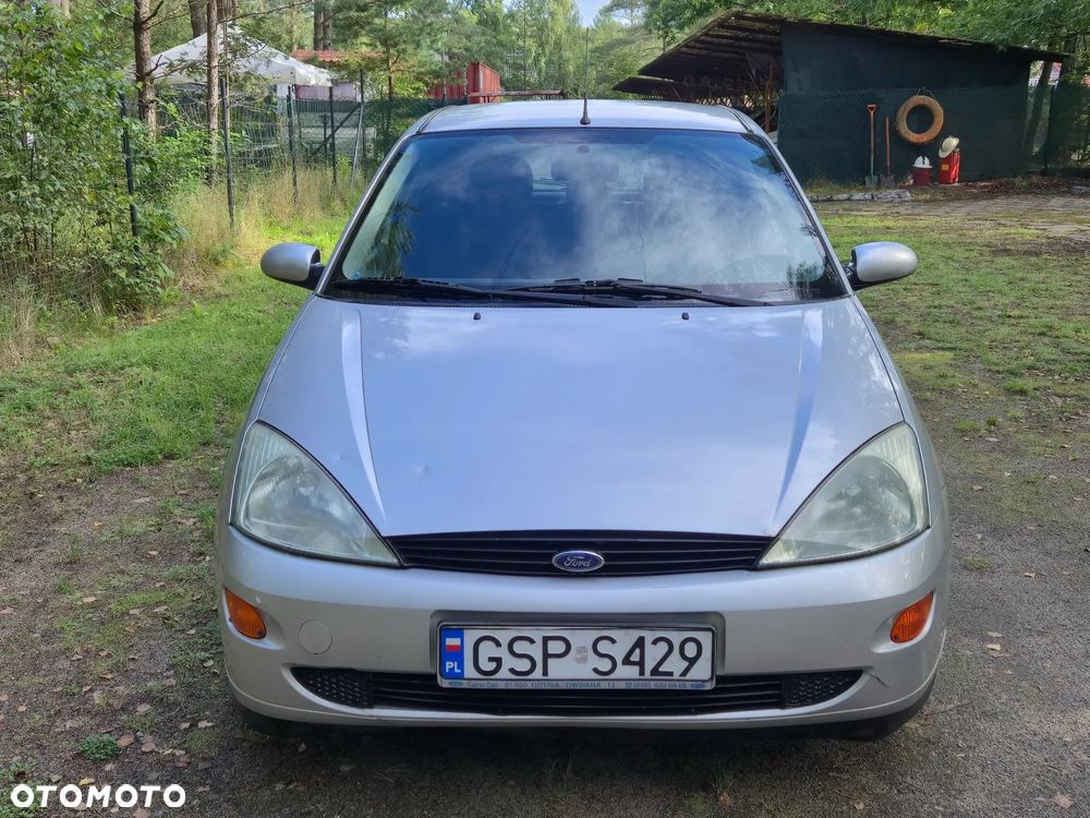 Ford Focus - 10