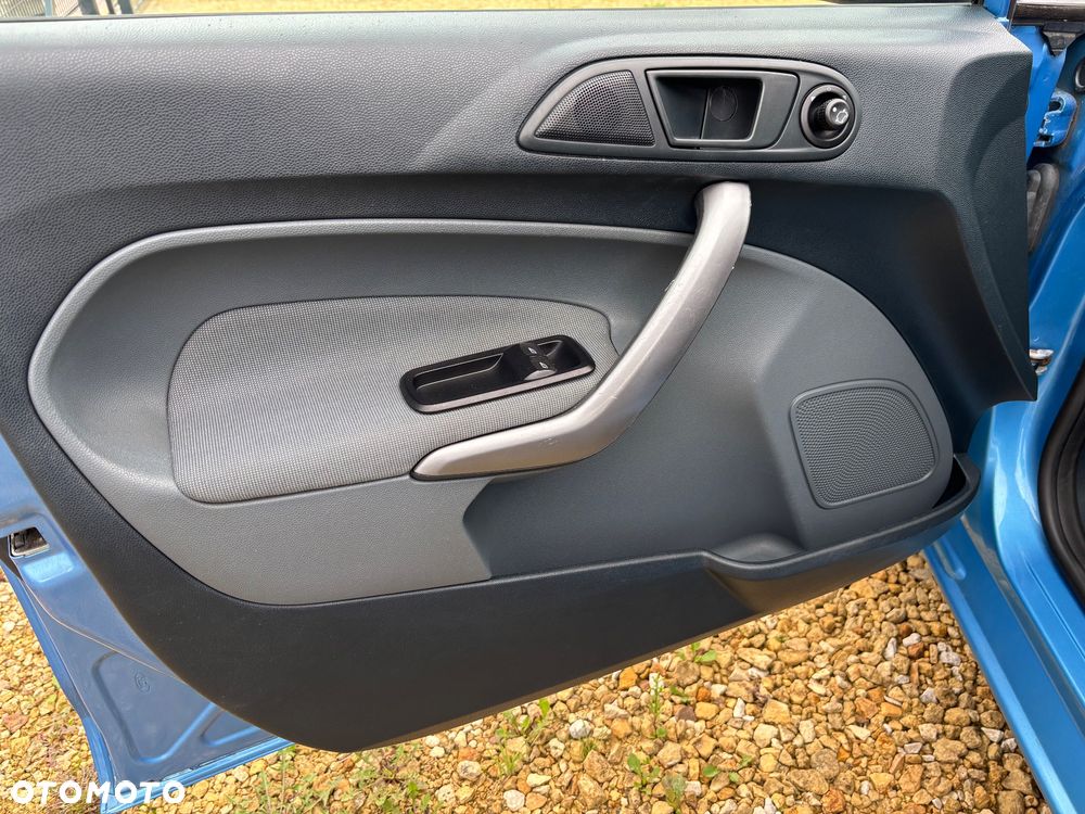 Ford Fiesta 1.25 SYNC Edition - 18