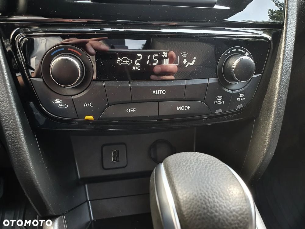 Suzuki Vitara 1.5 Strong Hybrid Premium 4WD AGS - 23