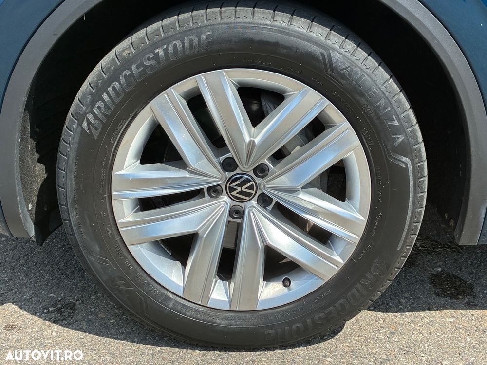 Volkswagen Touareg V6 TDI 4MOTION Elegance - 12