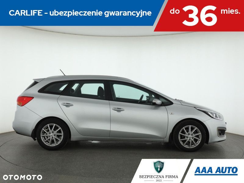 Kia Ceed - 8