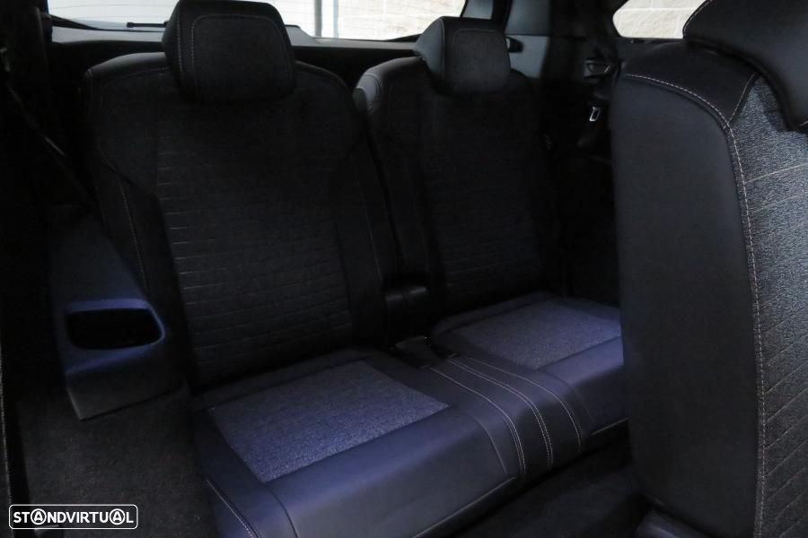 Peugeot 5008 1.2 Hybrid Allure e-DCS6 - 22