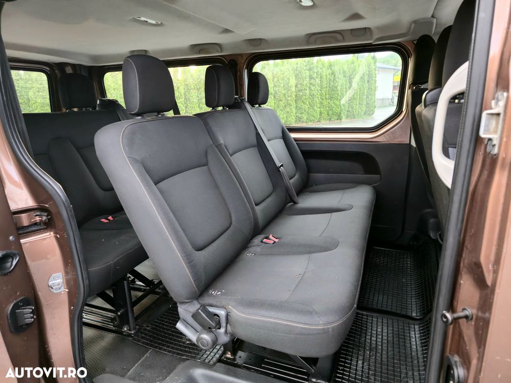 Renault Trafic Grand Passenger Expression - 9