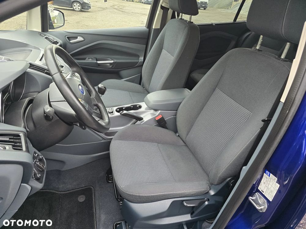 Ford Grand C-MAX - 19