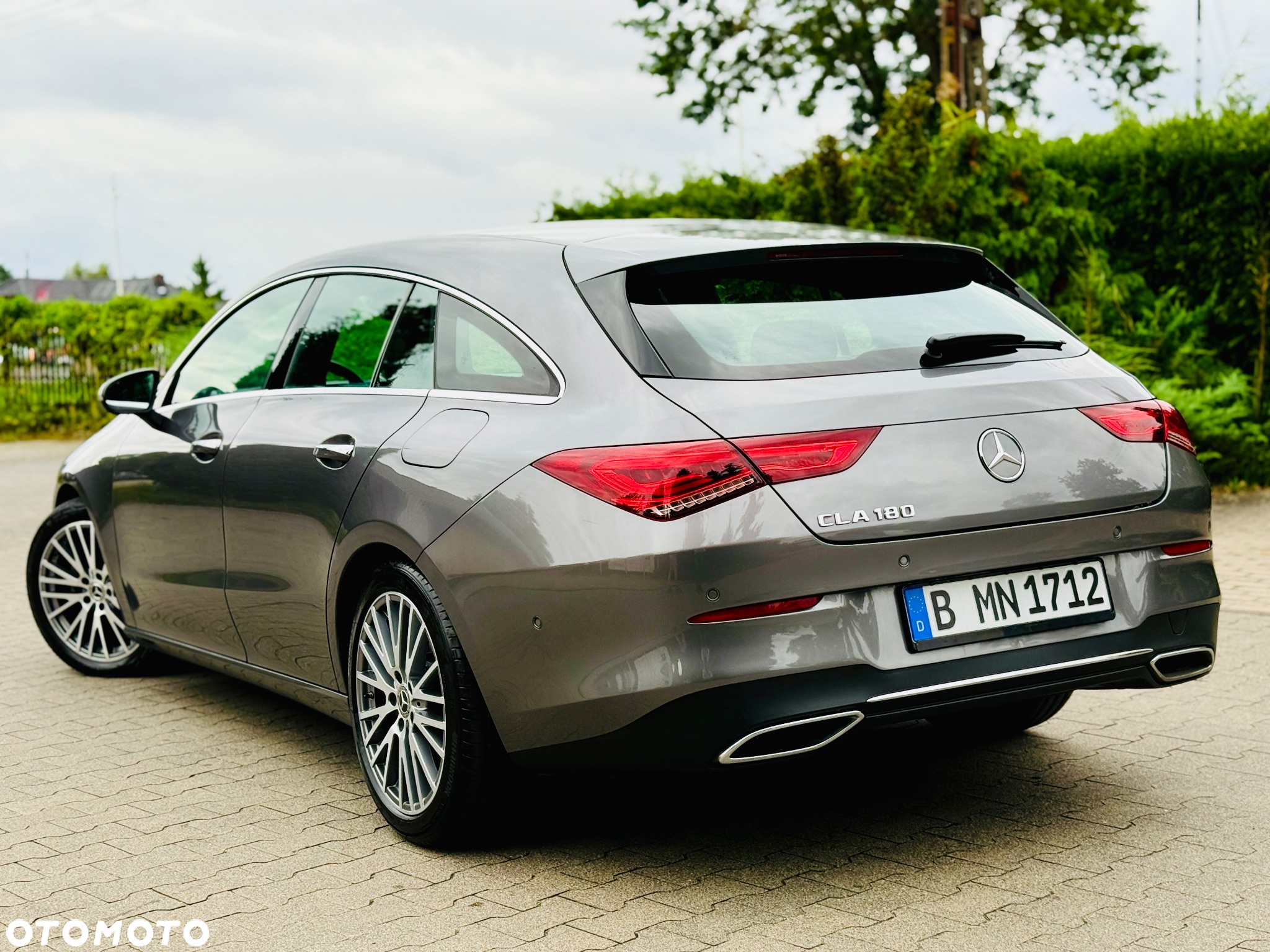 Mercedes-Benz CLA - 4